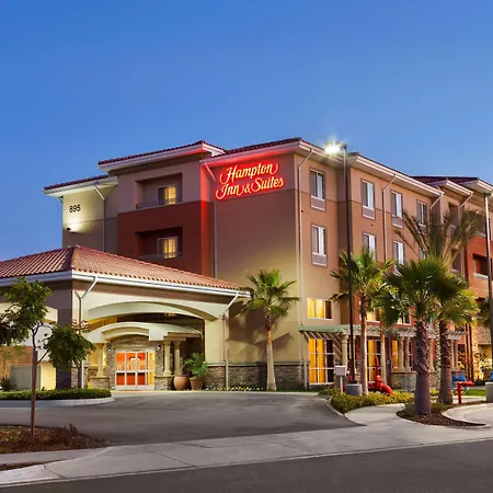 Hampton Inn & Suites San Bernardino-2