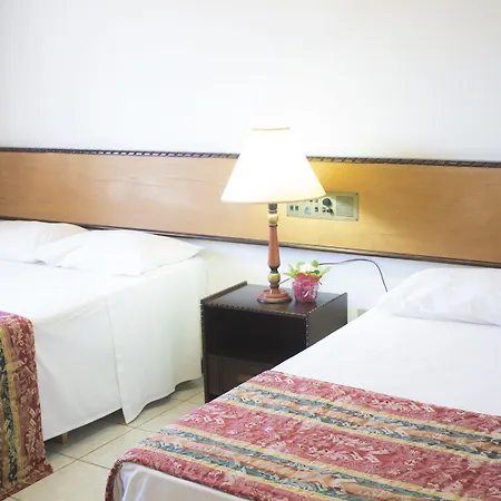 Holz Hotel-3