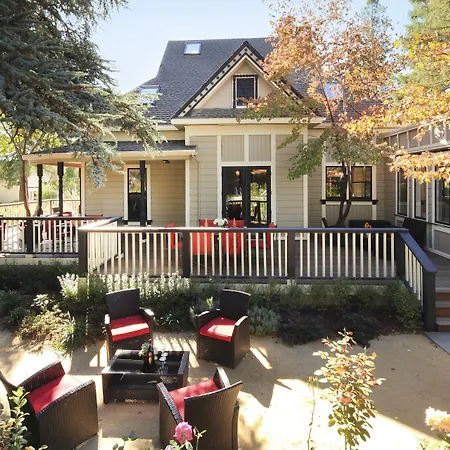 The Grape Leaf Inn-3