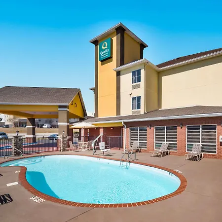 Quality Inn & Suites Huntsville Research Park Area-2
