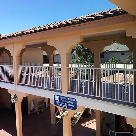 Starlight Inn Canoga Park-3