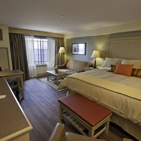 1000 Islands Harbor Hotel-2