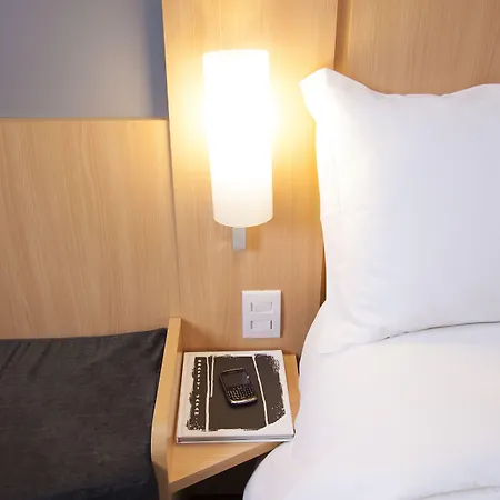 Ibis Cascavel-3