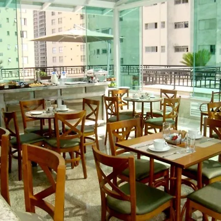 Upper Hotel-3