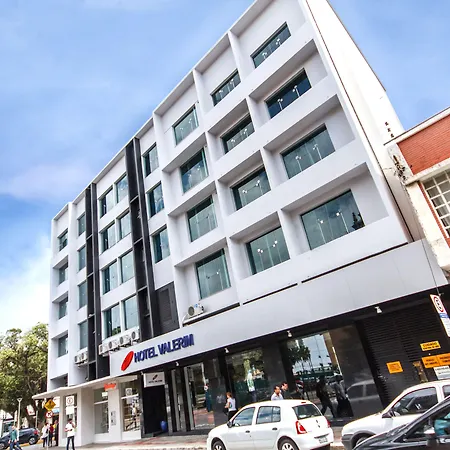 Hotel Valerim Itajaí / Navegantes-2