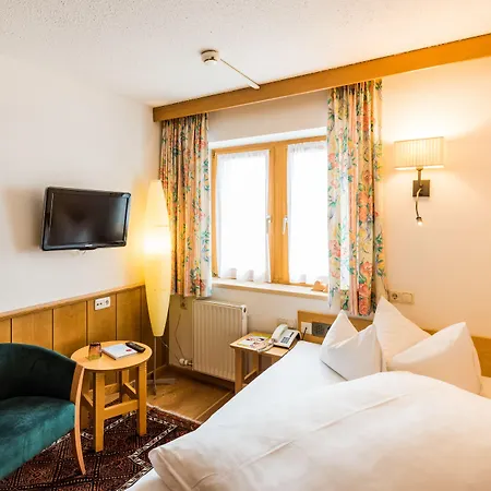 Hotel Walserberg-2