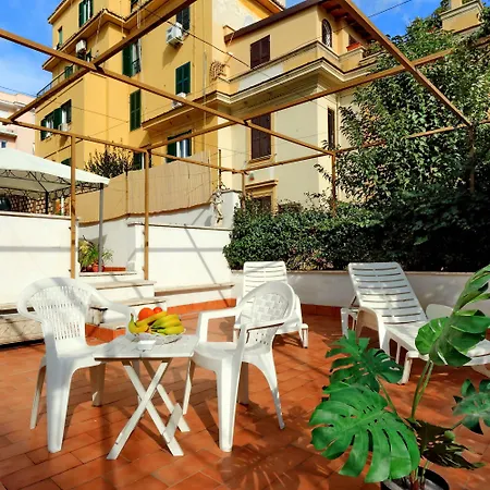 I Pini Di Roma - Rooms & Suites-3