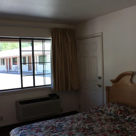 Mother Lode Motel-3