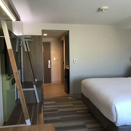 Holiday Inn Express & Suites Miami Airport East By Ihg-2