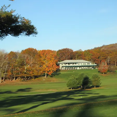 Atlantic Eyrie Lodge-2