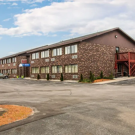 Rodeway Inn Muskegon Airport-3