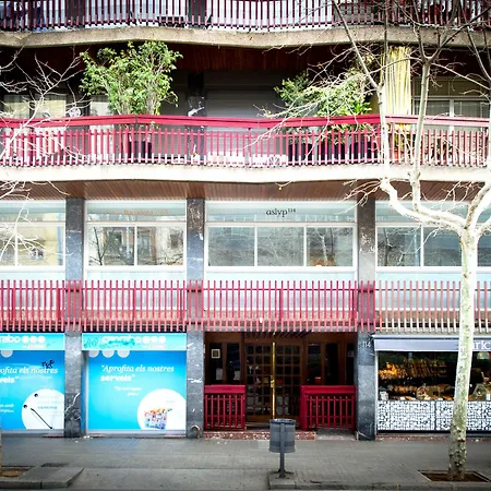 Hostal Aslyp 114-3