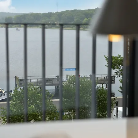 Waveboard Hotel & Boardinghouse-3