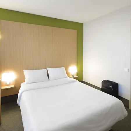 B&B HOTEL Perpignan Sud Marché International-2