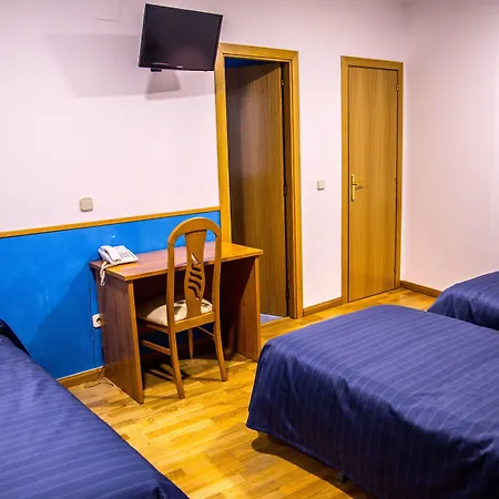 Hostal Montaloya-2