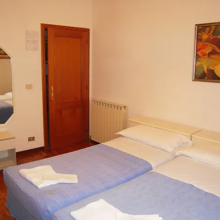 Riva Reno Guesthouse-3