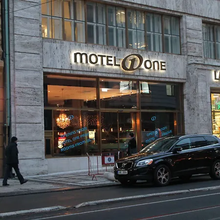 Motel One Prague-Florentinum-3