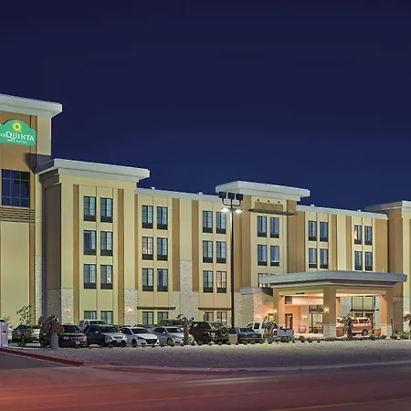 La Quinta By Wyndham Carlsbad-2