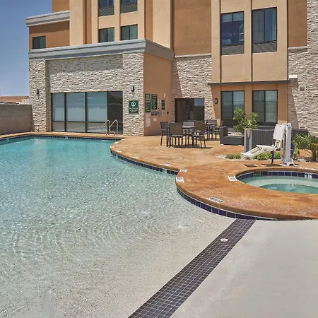 La Quinta By Wyndham Carlsbad-3