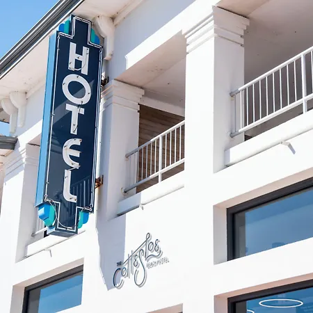 Cottesloe Beach Hotel-2