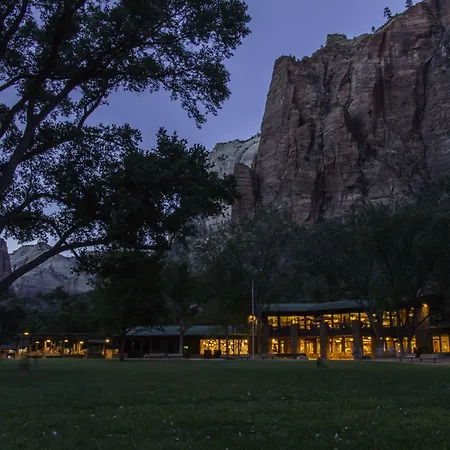 Zion Lodge-3