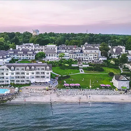 Water'S Edge Resort & Spa-3