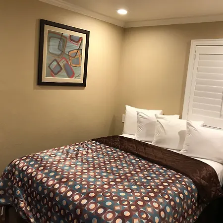 Berkshire Motor Hotel-3