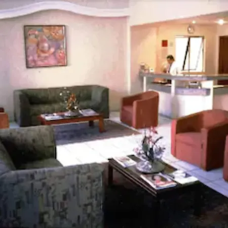 Oft Plaza Oeste Hotel-3