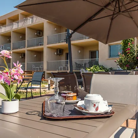 Hotel Hibiscus-3