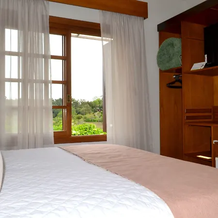 Hotel Bangalôs da Serra-3