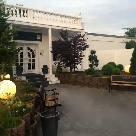 Hotel Ramor Garni-3