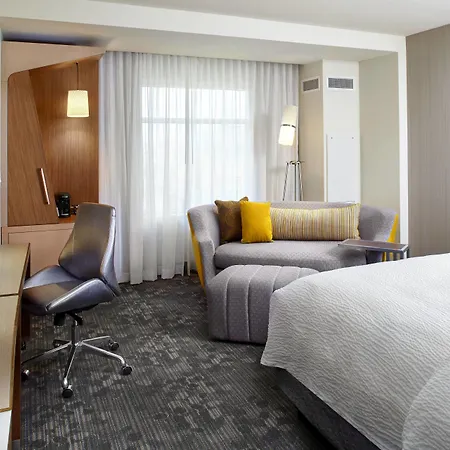 Courtyard By Marriott Orlando Lake Nona-3