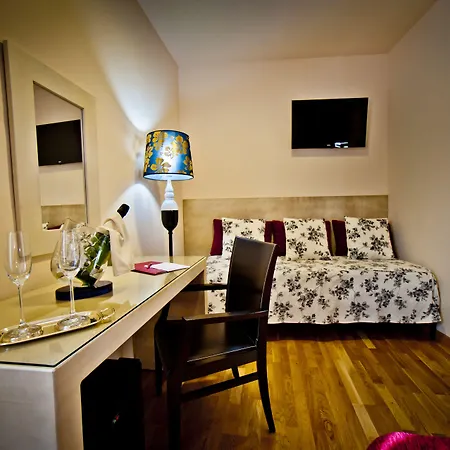 Hotel Condes de Castilla-2