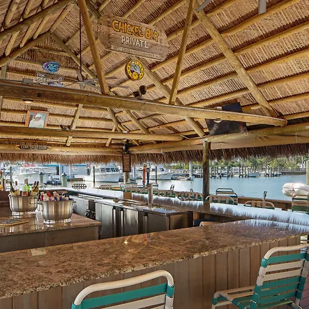 Cove Inn On Naples Bay-2