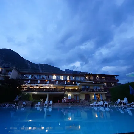 Park Hotel Val Di Monte ***S-2
