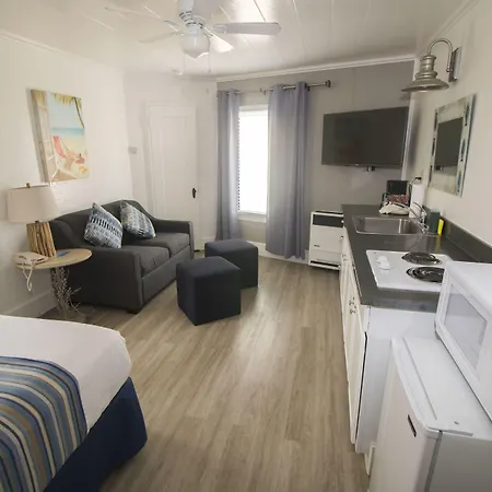 Capitola Venetian Vacation Rentals-3