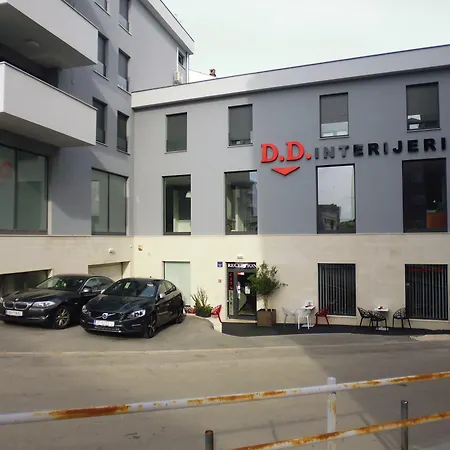 Pula City Center Accommodation - Breakfast Included-3