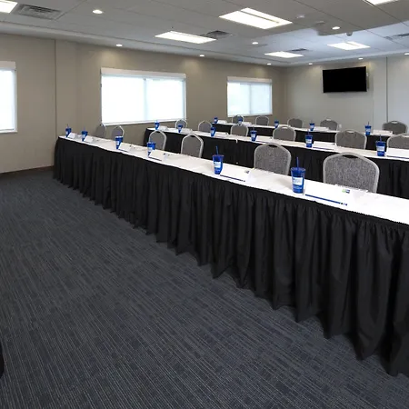 Holiday Inn Express & Suites Alpena - Downtown By Ihg-2