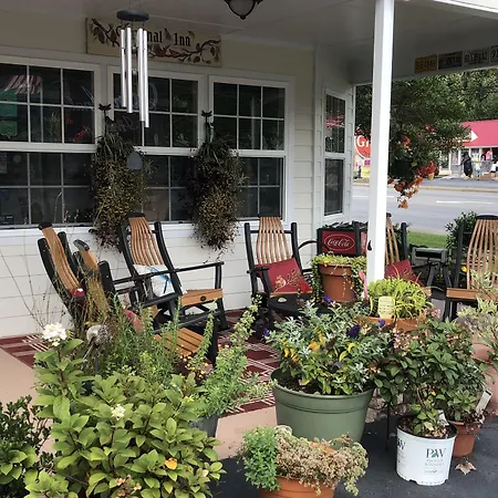 Cardinal Inn-3