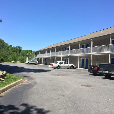 Econo Lodge Waynesville-3