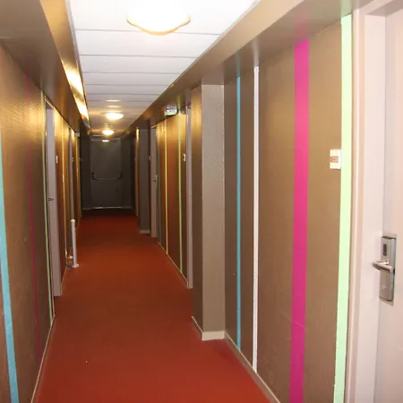Brit Hotel Cherbourg-2