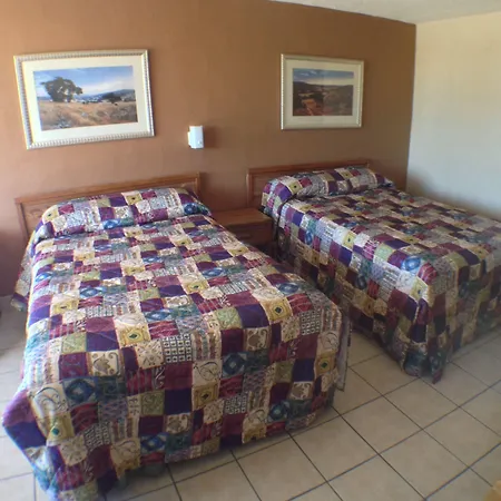 Budget Inn Motel-3