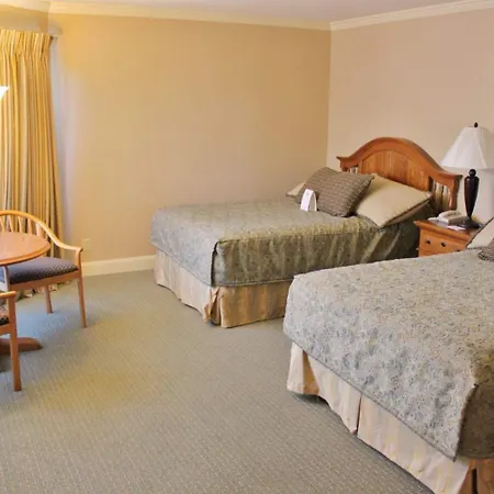 Columbus Inn-3