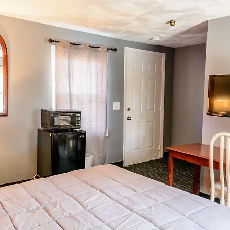 Redfox Motel-3