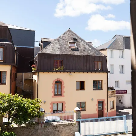 Hotel De La Gare-3