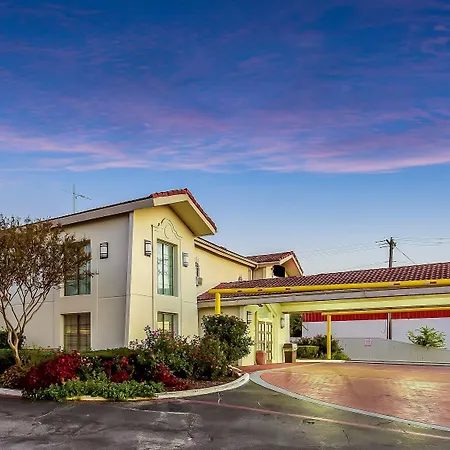 Red Roof Inn Plano-2