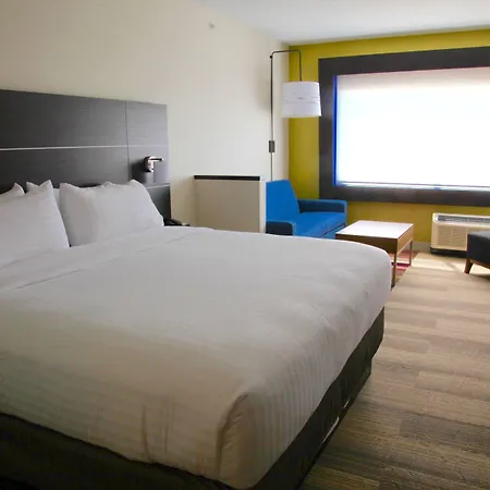 Holiday Inn Express & Suites Oswego By Ihg-3