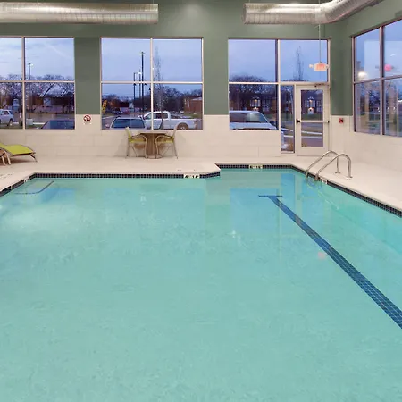 Holiday Inn Express & Suites - Sterling Heights-Detroit Area By Ihg-3