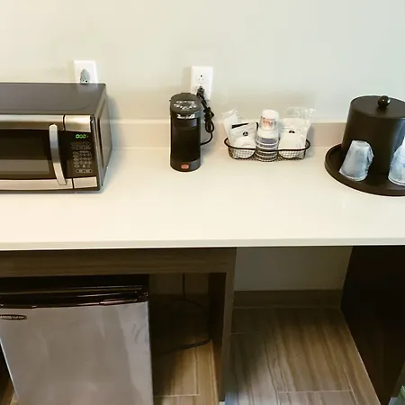 Best Western Plus Prien Lake Hotel & Suites - Lake Charles-3