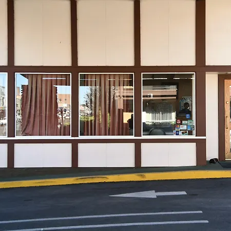 Thunderbird Motel-2